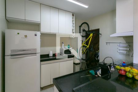 Apartamento à venda com 167m², 3 quartos e 2 vagas Apartamento à venda com 167m², 3 quartos e 2 vagasCozinha