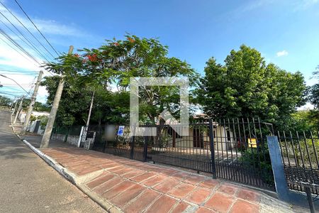 Casa à venda com 160m², 3 quartos e 2 vagasFachada