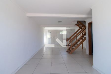 Sala de casa para alugar com 2 quartos, 90m² em Vila Nova, Porto Alegre