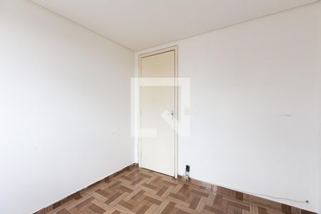 Quarto 1 de apartamento para alugar com 3 quartos, 57m² em Vila Carmosina, São Paulo