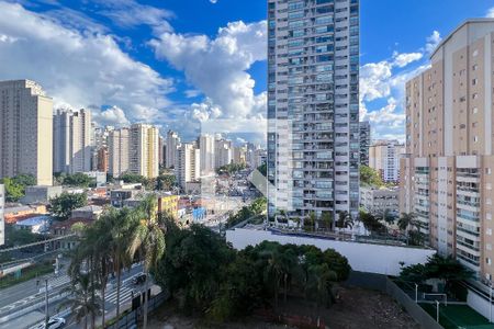 Apartamento à venda com 27m², 1 quarto e sem vagaVista