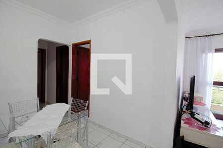 Sala de apartamento à venda com 3 quartos, 82m² em Parque Albina, Taboão da Serra