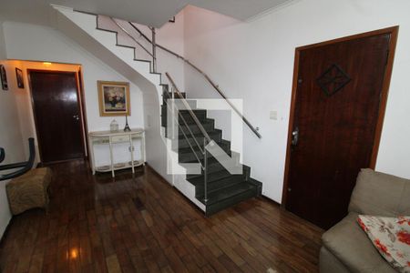 Sala de casa à venda com 3 quartos, 188m² em Jardim Vila Formosa, São Paulo