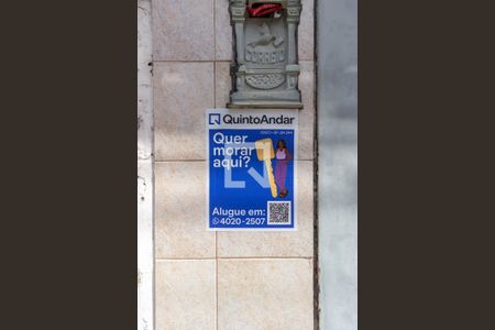 Casa à venda com 128m², 3 quartos e 1 vagaPlaca de Anúncio