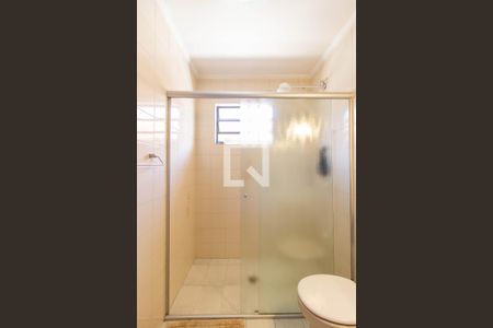 Casa à venda com 128m², 3 quartos e 1 vagaBanheiro