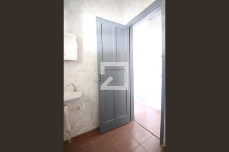 Casa para alugar com 60m², 1 quarto e sem vagaBanheiro