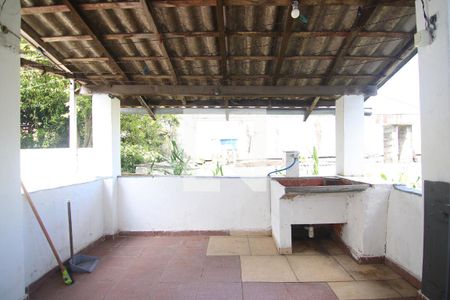 Casa para alugar com 60m², 1 quarto e sem vagaÁrea de Serviço