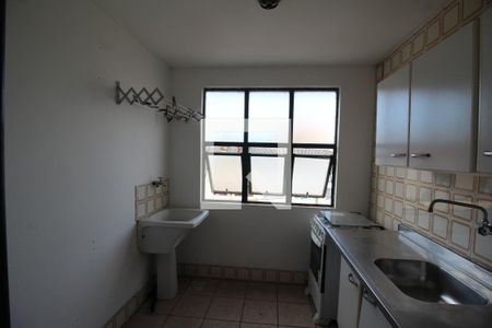 Cozinha e Área de Serviço de apartamento à venda com 1 quarto, 42m² em Floresta, Porto Alegre