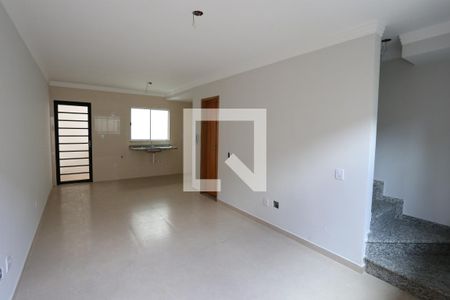 Sala de casa de condomínio à venda com 2 quartos, 64m² em Jardim Nordeste, São Paulo