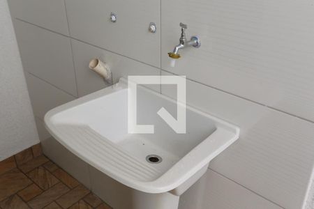 Casa de condomínio à venda com 64m², 2 quartos e 1 vagaÁrea de Serviço