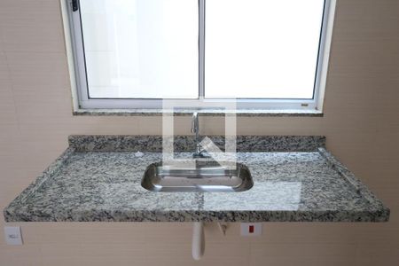 Casa de condomínio à venda com 64m², 2 quartos e 1 vagaCozinha