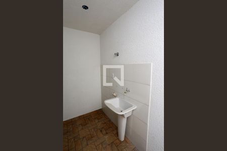 Casa de condomínio à venda com 64m², 2 quartos e 1 vagaÁrea de Serviço