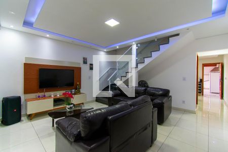 Sala de casa à venda com 2 quartos, 274m² em Jardim Record, São Paulo