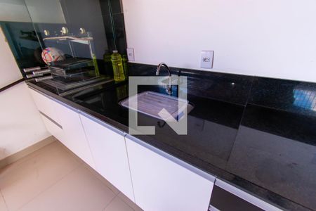 Casa à venda com 274m², 2 quartos e 2 vagasChurrasqueira