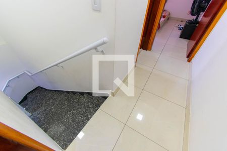 Corredor de casa à venda com 2 quartos, 274m² em Jardim Record, São Paulo