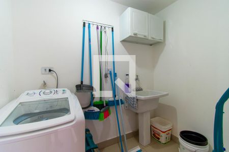 Casa à venda com 274m², 2 quartos e 2 vagasÁrea de Serviço