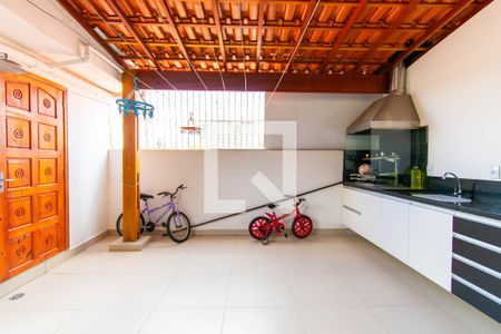 Casa à venda com 274m², 2 quartos e 2 vagasQuintal e Churrasqueira