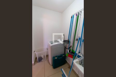 Casa à venda com 274m², 2 quartos e 2 vagasÁrea de Serviço