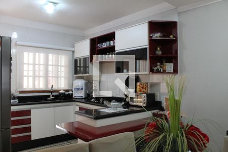 Casa à venda com 240m², 3 quartos e 4 vagasCozinha