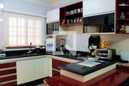 Casa à venda com 240m², 3 quartos e 4 vagasCozinha