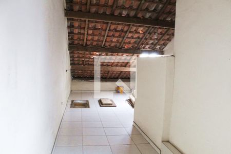 Casa à venda com 240m², 3 quartos e 4 vagassoton