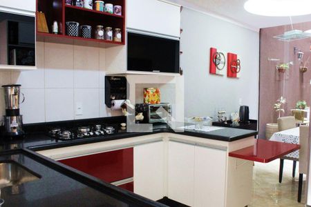 Casa à venda com 240m², 3 quartos e 4 vagasCozinha