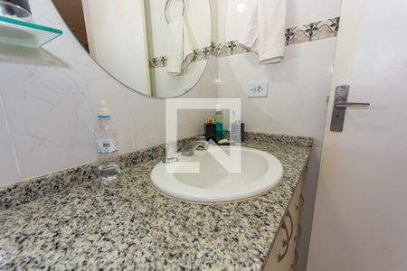 Casa para alugar com 312m², 3 quartos e 4 vagas Casa para alugar com 312m², 3 quartos e 4 vagasBanheiro da Suíte