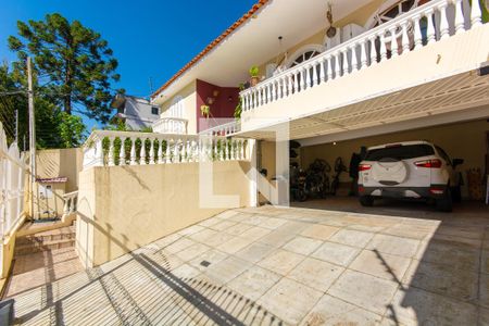 Casa para alugar com 312m², 3 quartos e 4 vagas Casa para alugar com 312m², 3 quartos e 4 vagasGaragem