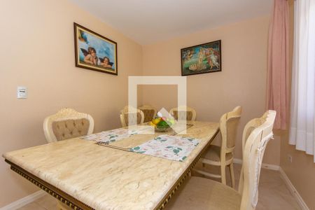Casa para alugar com 312m², 3 quartos e 4 vagas Casa para alugar com 312m², 3 quartos e 4 vagasCopa