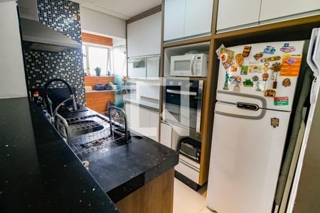 Apartamento para alugar com 58m², 2 quartos e 1 vaga Apartamento para alugar com 58m², 2 quartos e 1 vagaCozinha - Armários