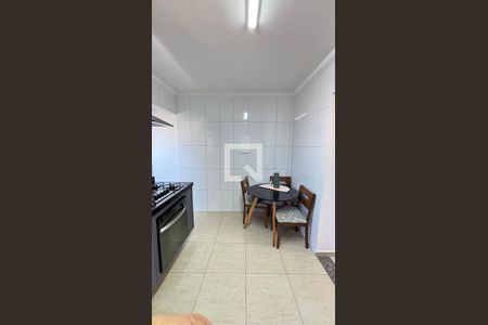 Apartamento à venda com 180m², 3 quartos e 2 vagas Apartamento à venda com 180m², 3 quartos e 2 vagasCozinha