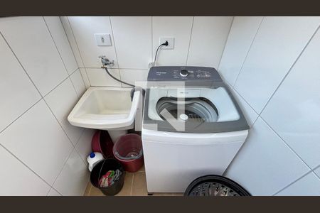 Apartamento à venda com 180m², 3 quartos e 2 vagas Apartamento à venda com 180m², 3 quartos e 2 vagasÁrea de Serviço