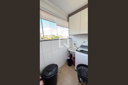 Apartamento à venda com 180m², 3 quartos e 2 vagas Apartamento à venda com 180m², 3 quartos e 2 vagasÁrea de Serviço