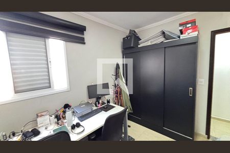 Apartamento à venda com 180m², 3 quartos e 2 vagas Apartamento à venda com 180m², 3 quartos e 2 vagasQuarto 1