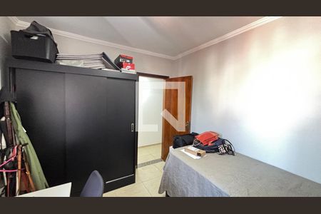 Apartamento à venda com 180m², 3 quartos e 2 vagas Apartamento à venda com 180m², 3 quartos e 2 vagasQuarto 1