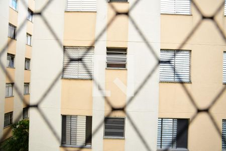 Vista do Quarto 1  de apartamento para alugar com 2 quartos, 55m² em Jardim Caiapiá, Cotia