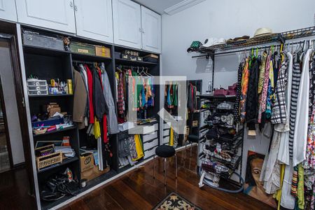 Casa à venda com 360m², 3 quartos e 4 vagasQuarto 2