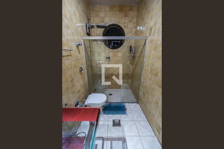 Casa à venda com 360m², 3 quartos e 4 vagasBanheiro social