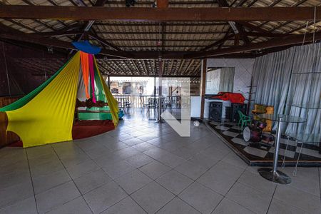 Casa à venda com 360m², 3 quartos e 4 vagasTerraço