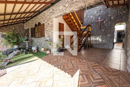 Casa à venda com 360m², 3 quartos e 4 vagasVagas de garagem