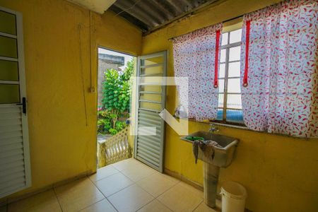 Casa à venda com 106m², 2 quartos e 1 vaga Casa à venda com 106m², 2 quartos e 1 vagaÁrea de Serviço