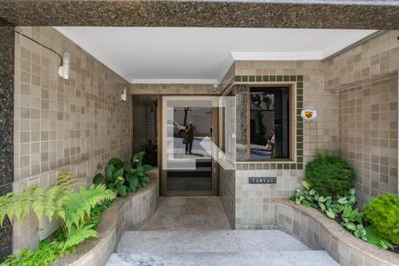 Apartamento à venda com 180m², 3 quartos e 2 vagasFachada