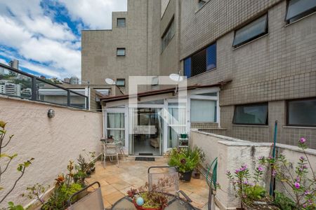 Apartamento à venda com 180m², 3 quartos e 2 vagasVaranda da Sala 3