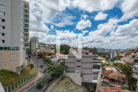 Apartamento à venda com 180m², 3 quartos e 2 vagasVaranda da Sala 3