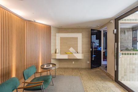 Apartamento à venda com 180m², 3 quartos e 2 vagasHall de entrada