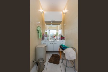 Apartamento à venda com 180m², 3 quartos e 2 vagasBanheiro da Suíte