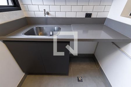 Apartamento para alugar com 77m², 1 quarto e 1 vagaÁrea de serviço