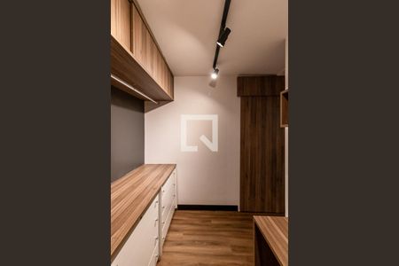 Apartamento para alugar com 77m², 1 quarto e 1 vagaCloset da Suíte