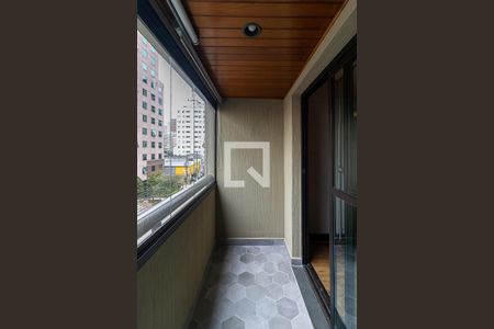 Apartamento para alugar com 77m², 1 quarto e 1 vagaVaranda