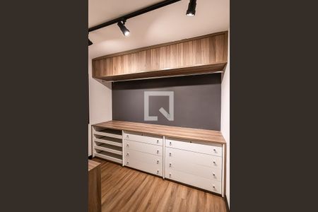 Apartamento para alugar com 77m², 1 quarto e 1 vagaCloset da Suíte